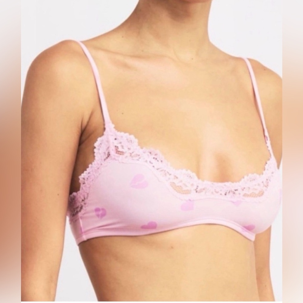 SKIMS Fits Everybody Heart Lace Scoop Bralette